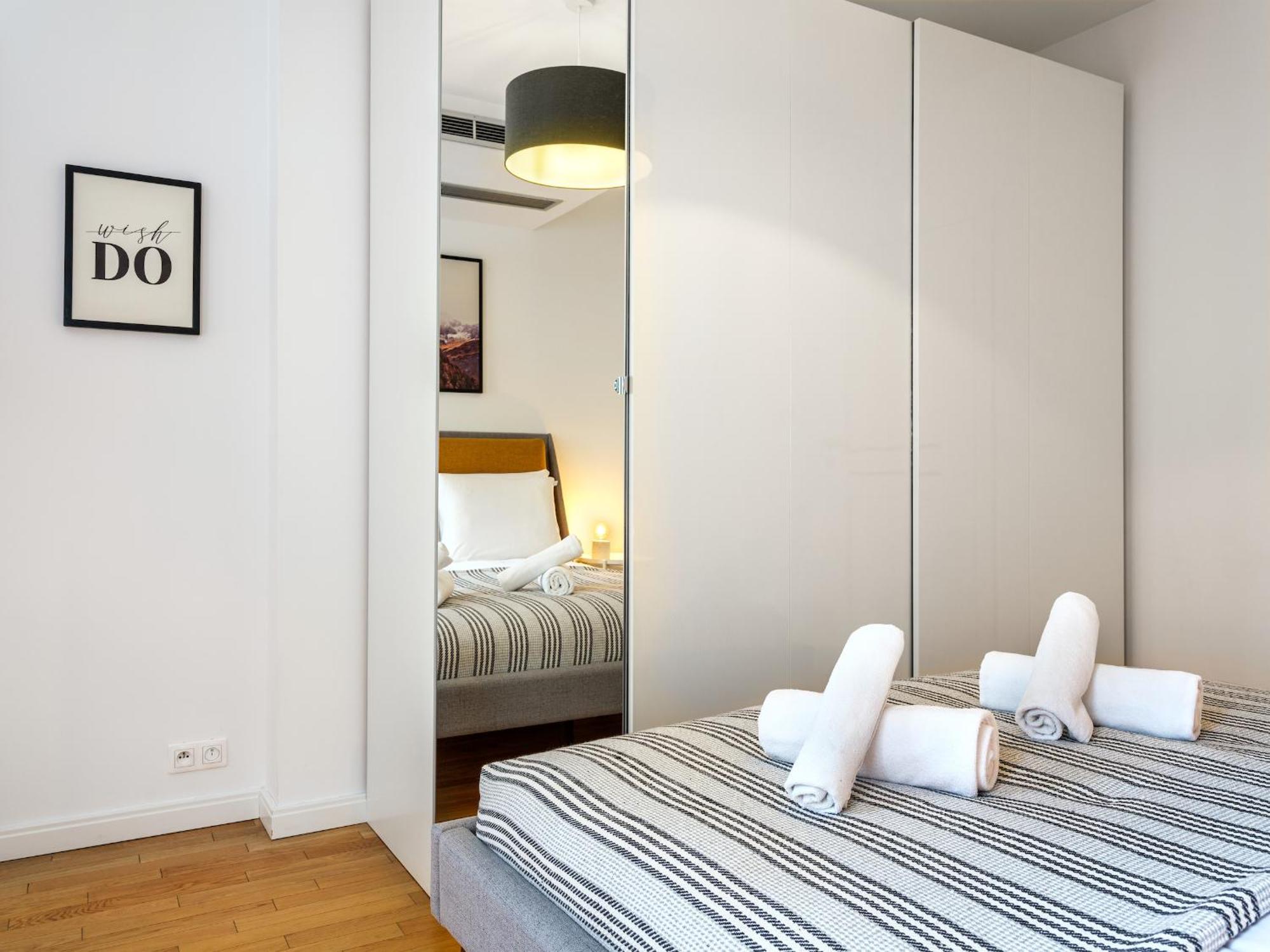 Modern Central Apartment W. Parking By Tyzenhauz Krakow Exterior photo